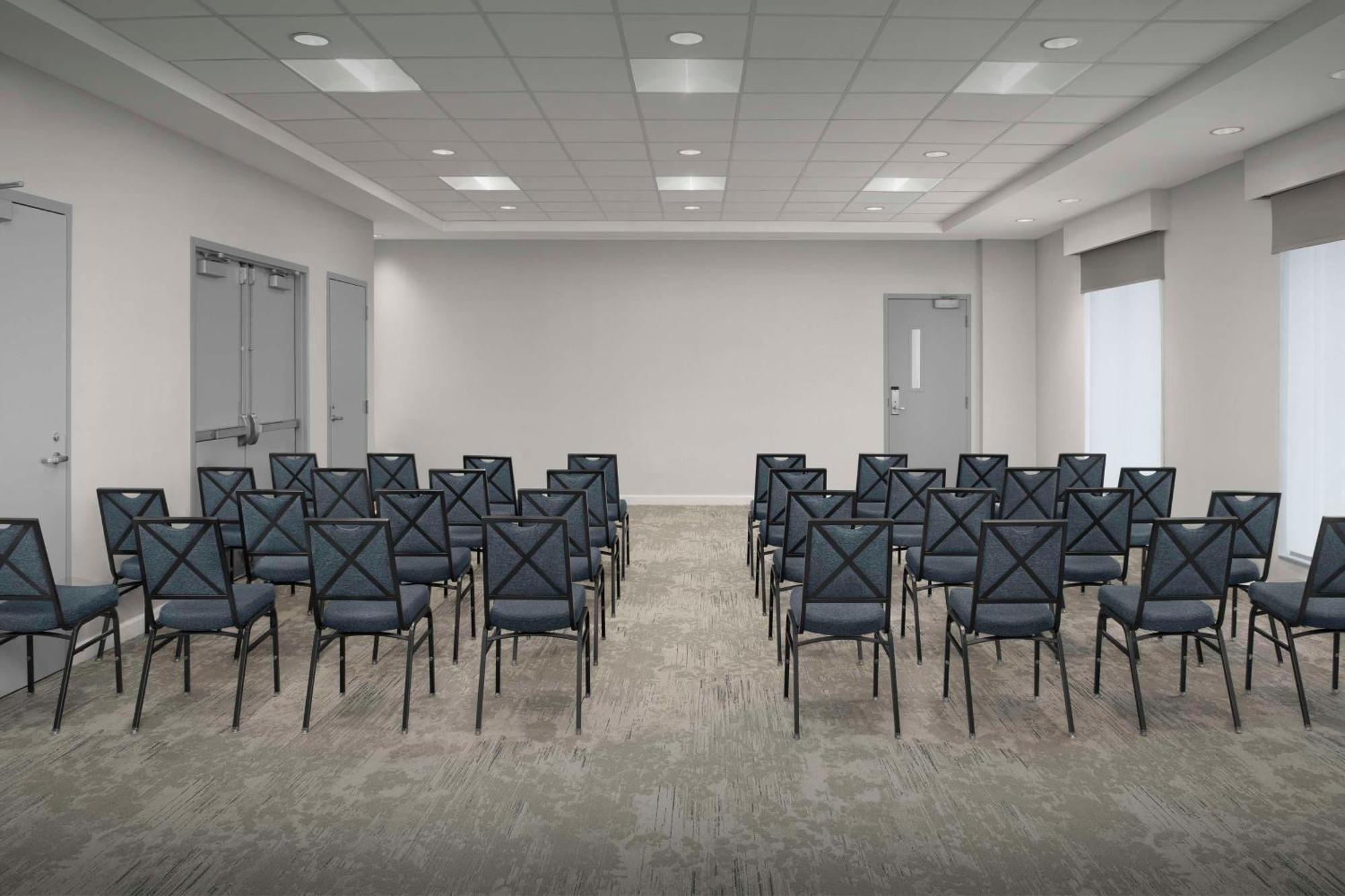 Hilton Garden Inn Atlanta North/Johns Creek Exterior photo