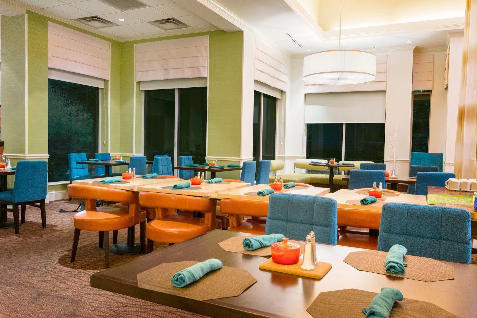Hilton Garden Inn Atlanta North/Johns Creek Exterior photo